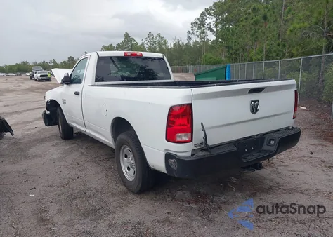 2023 Ram 1500 Classic Tradesman 4X2 8' Box z USA, uszkodzony, nr VIN 3C6JR6DG7PG674129